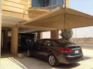 مظلات سيارات متحركة