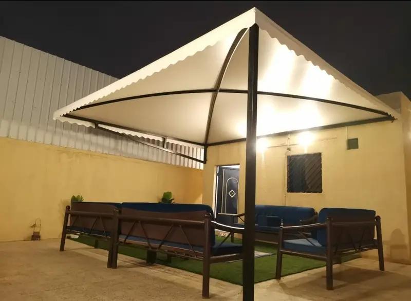 تركيب مظلات وجلسات خارجية حديثة لعام 2026حي القيروان
