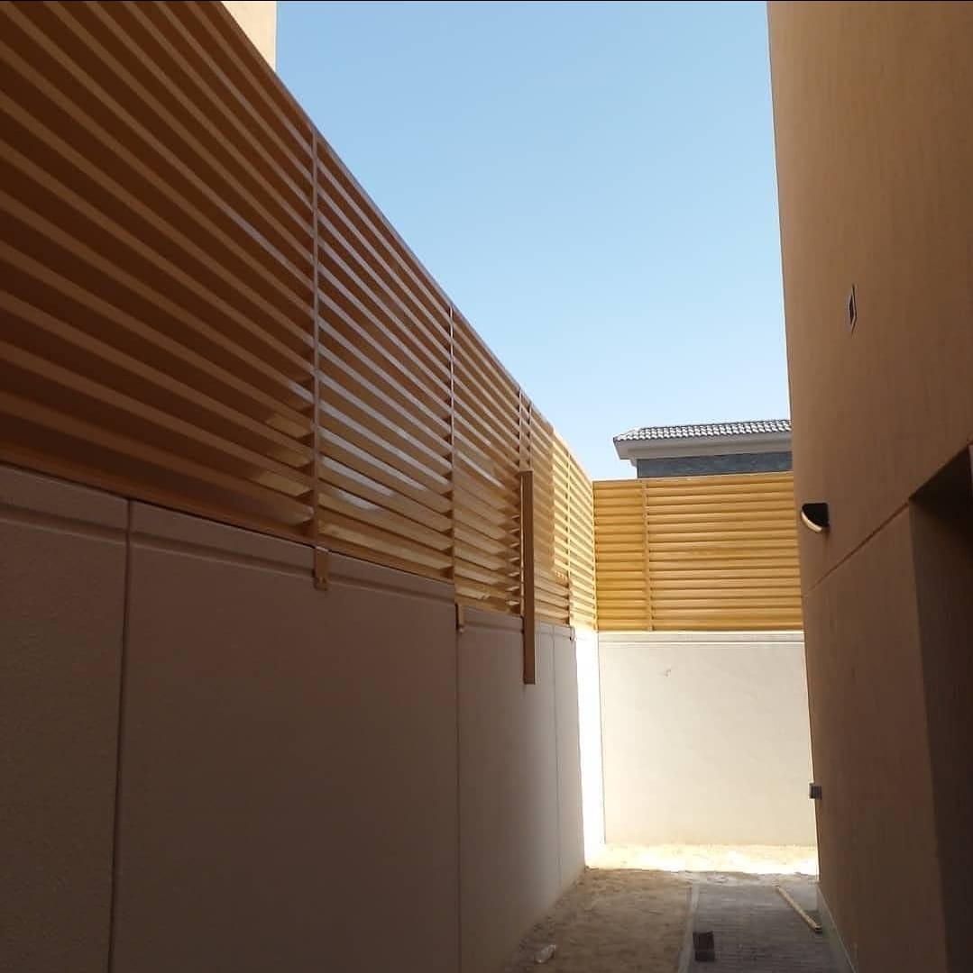 سواتر المنازل والفلل في حي المعذر وحي المرسلات بالرياض :للأنواع، الأسعار، وأحدث طرق التركيب 2026