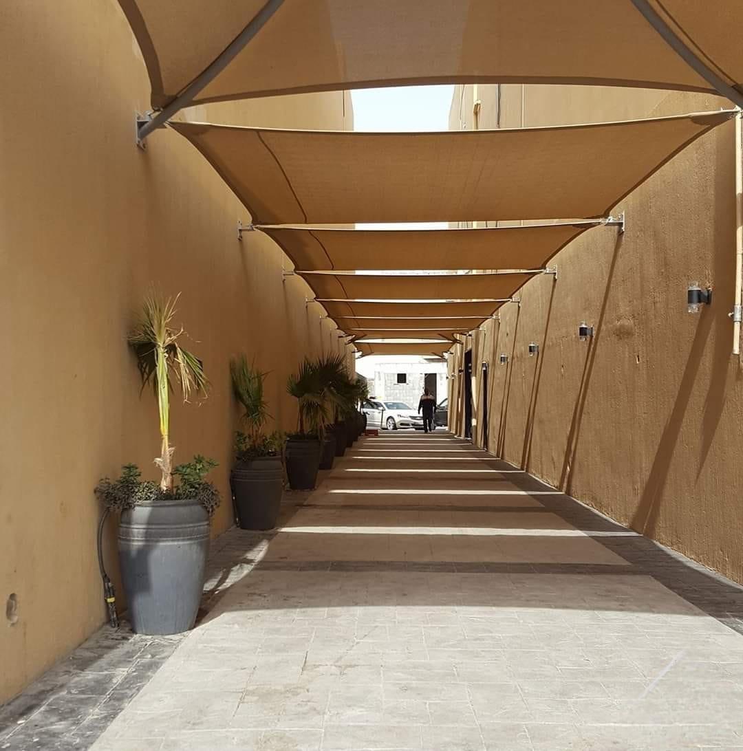حدادمظلات مداخل المنازل والفلل في شمال الرياض