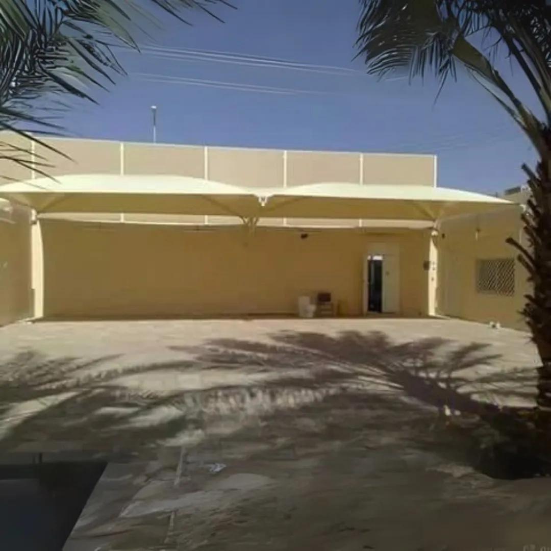 حداد ممتاز بتركيب مظلات جلد PVCبحي العزيزية والمزاحمية: الجودة والمتانة بأسلوب عصري