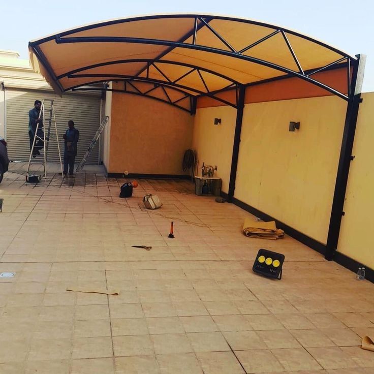 أفضل ورشه حدادةلاصلاح مظلات كراج مقوسة بتثبيت آمن بحي الملز والعليا