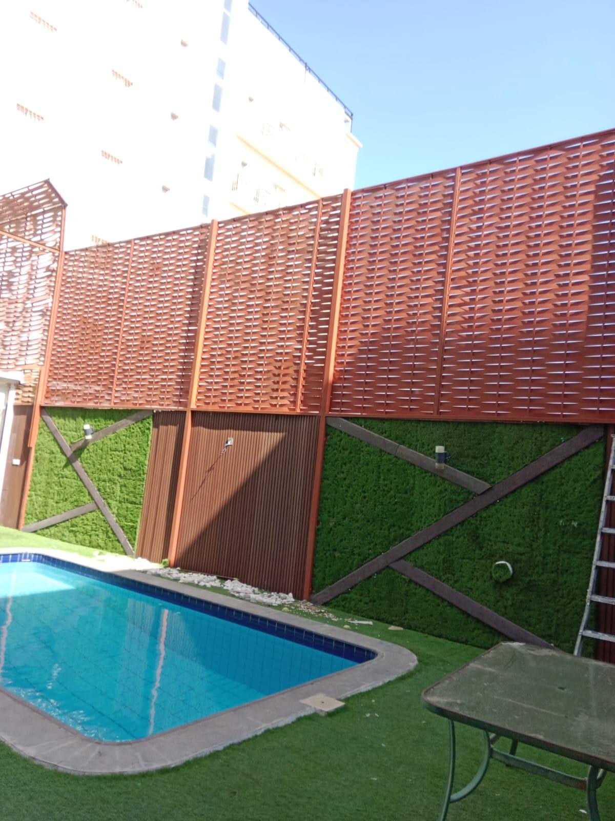 أفضل أنواع سواتر أحواش المنازل 2026حي حطين ومخرج 10،ومخرج 4| دليل الأسعار والتركيب والمميزات