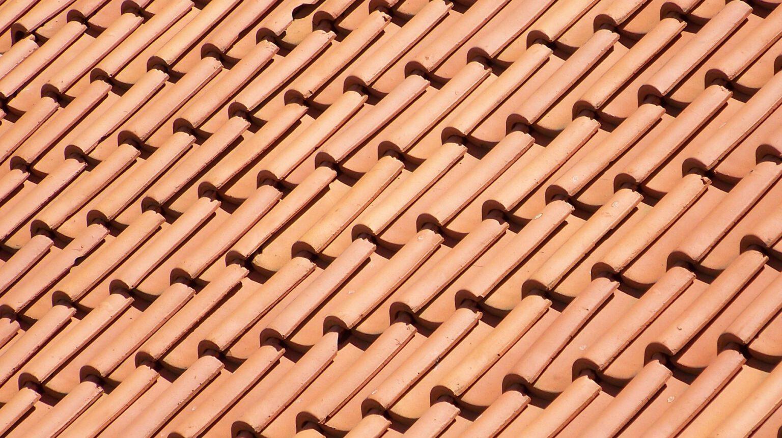 دليل تركيب قرميد الأسطح في مخرج2وحي المزاحميةوالملقا والعليا:الأنواع، الخطوات، وأسعار التركيب في 2026