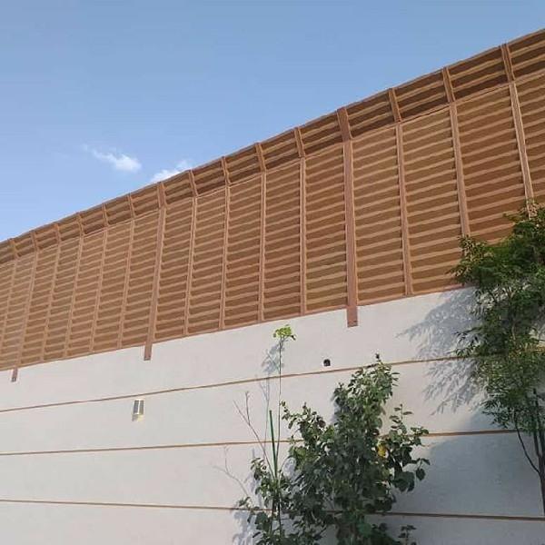 أفضل أنواع سواتر أحواش المنازل 2026حي حطين ومخرج 10،ومخرج 4| دليل الأسعار والتركيب والمميزات