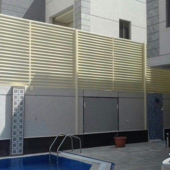 أفضل أنواع سواتر أحواش المنازل 2026حي حطين ومخرج 10،ومخرج 4| دليل الأسعار والتركيب والمميزات