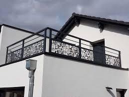 أفضل شركة حداده لتركيب سواتر ليزروسواتر احواش بحي الملقا | تصاميم مودرن بأسعار تنافسية