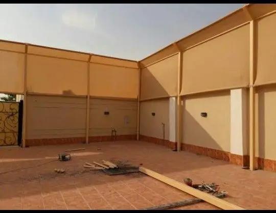 أفضل شركة حداده لتركيب سواتر ليزروسواتر احواش بحي الملقا | تصاميم مودرن بأسعار تنافسية