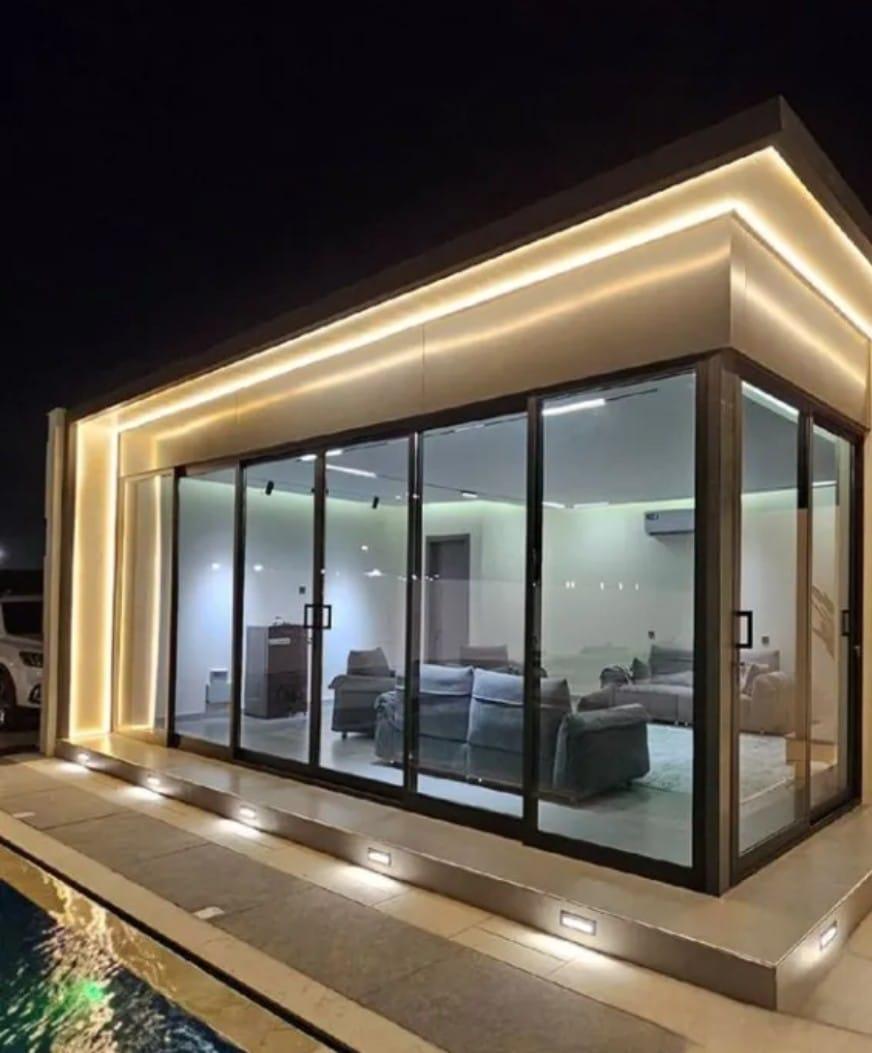 مجالس زجاجية وملاحق خارجيه فخمةفي شمال الرياض:تصاميم عصرية تجمع بين الفخامة وإطلالة الطبيعة 2026