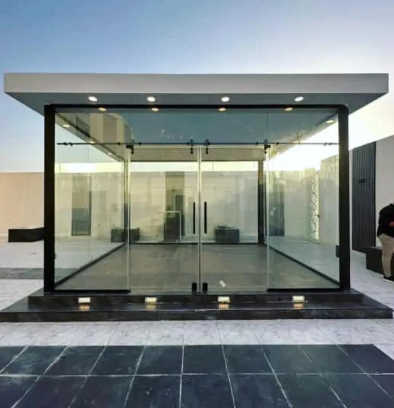 مجالس زجاجية وملاحق خارجيه فخمةفي شمال الرياض:تصاميم عصرية تجمع بين الفخامة وإطلالة الطبيعة 2026