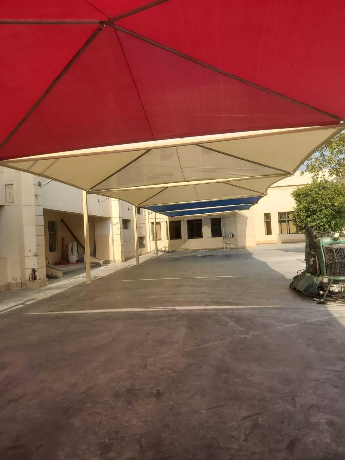 دليل أفضل حداد لتركيب أنواع مظلات سيارات وفيلات وكراجات في حي الملك فهد وحي الملك سلمان لعام2026: التصاميم والأسعار