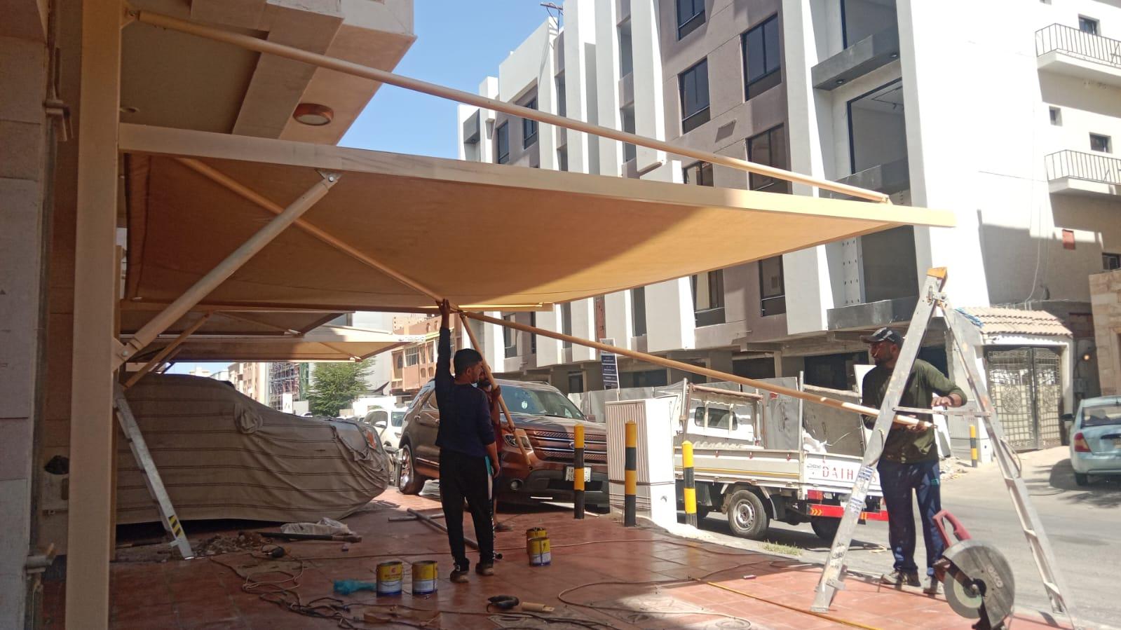 حدادمظلات مواقف سيارات في حي الصحافةوالمزاحمية: دليل شامل لأفضل الأنواع والأسعار لعام 2026