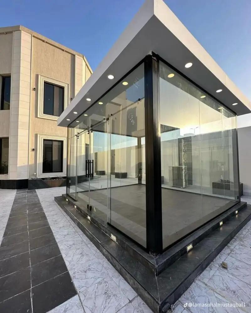 مجالس زجاجية وملاحق خارجيه فخمةفي شمال الرياض:تصاميم عصرية تجمع بين الفخامة وإطلالة الطبيعة 2026