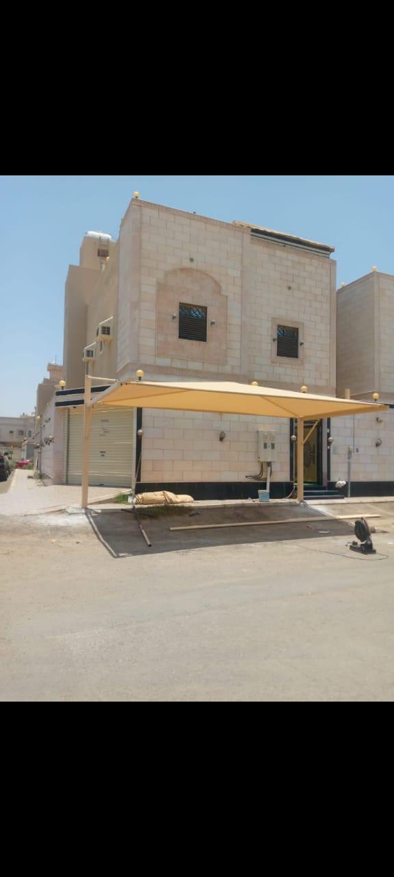 حدادمظلات مواقف سيارات في حي الصحافةوالمزاحمية: دليل شامل لأفضل الأنواع والأسعار لعام 2026