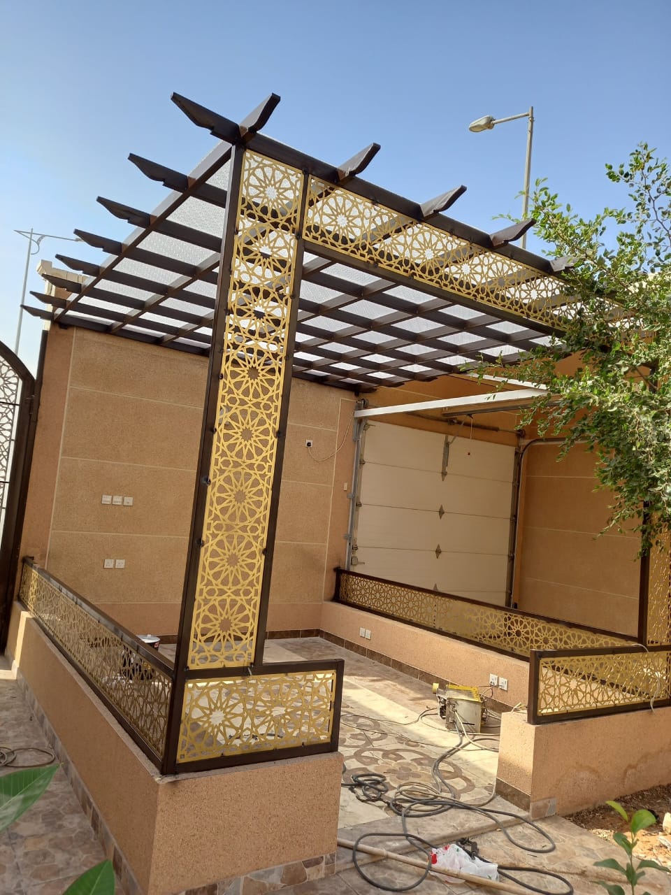 حداد تركيب مظلات أحواش وجلسات خارجيةحي طويق والنخيل:دليل أفضل الأنواع والأسعار لعام 2026 حداد تركيب مظلات أحواش وجلسات خارجيةحي طويق والنخيل:دليل أفضل الأنواع والأسعار لعام 2026