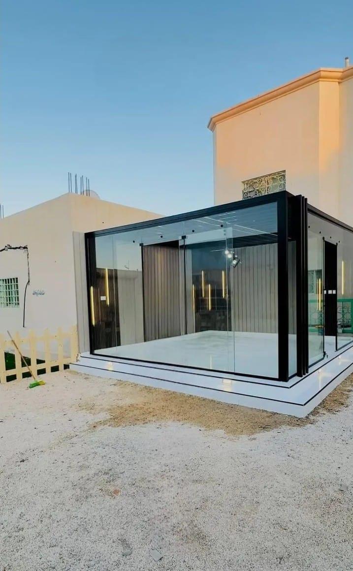 مجالس زجاجية وملاحق خارجيه فخمةفي شمال الرياض:تصاميم عصرية تجمع بين الفخامة وإطلالة الطبيعة 2026