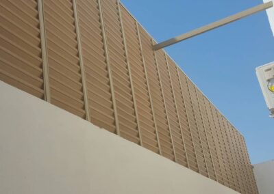 تركيب أفضل سواتر وديكورات بديل الخشب الرياض | أسعار ومميزات سواتر WPC لعام 2026